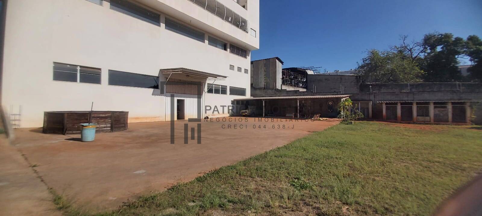 Prédio Comercial de 1.327,39m² com Múltiplas Funcionalidades!