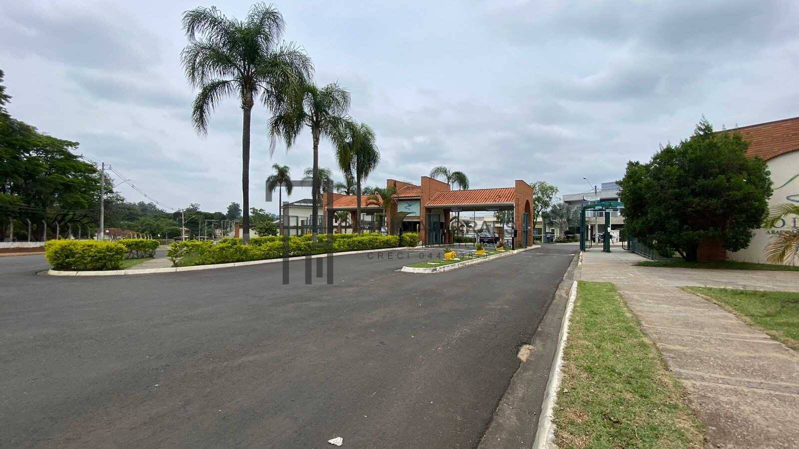 Linda casa 296 m² com 3 dormit. no Condomínio Lago da Serra